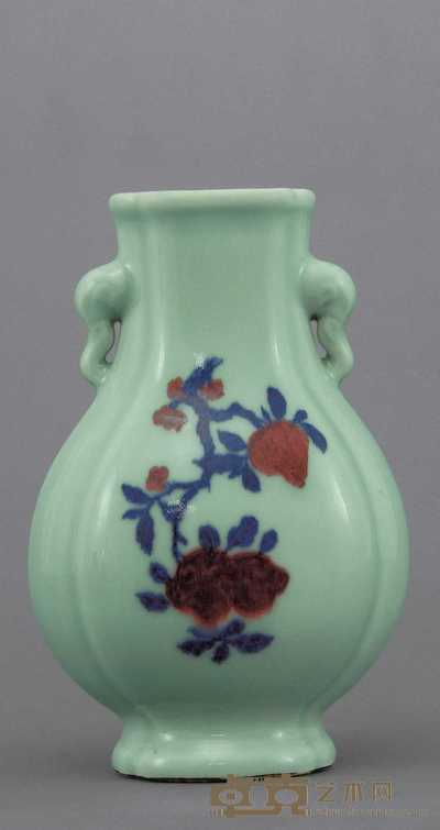 清乾隆 豆青青花釉里红花果纹象耳小瓶 高18cm